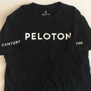 Peloton logo t-shirt